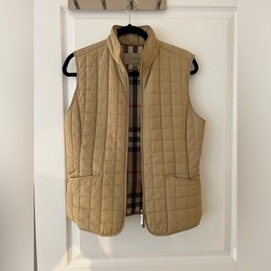 Burberry Quilted Collarless Vest in Beige with Classic Plaid Lining